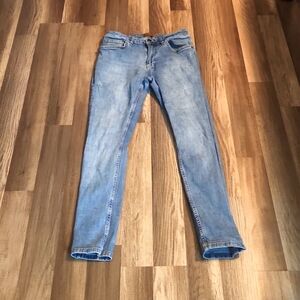 LCW Jeans, 760 Skinny fit, Stretchy Size 31 X 31 Light Wash Distressed
